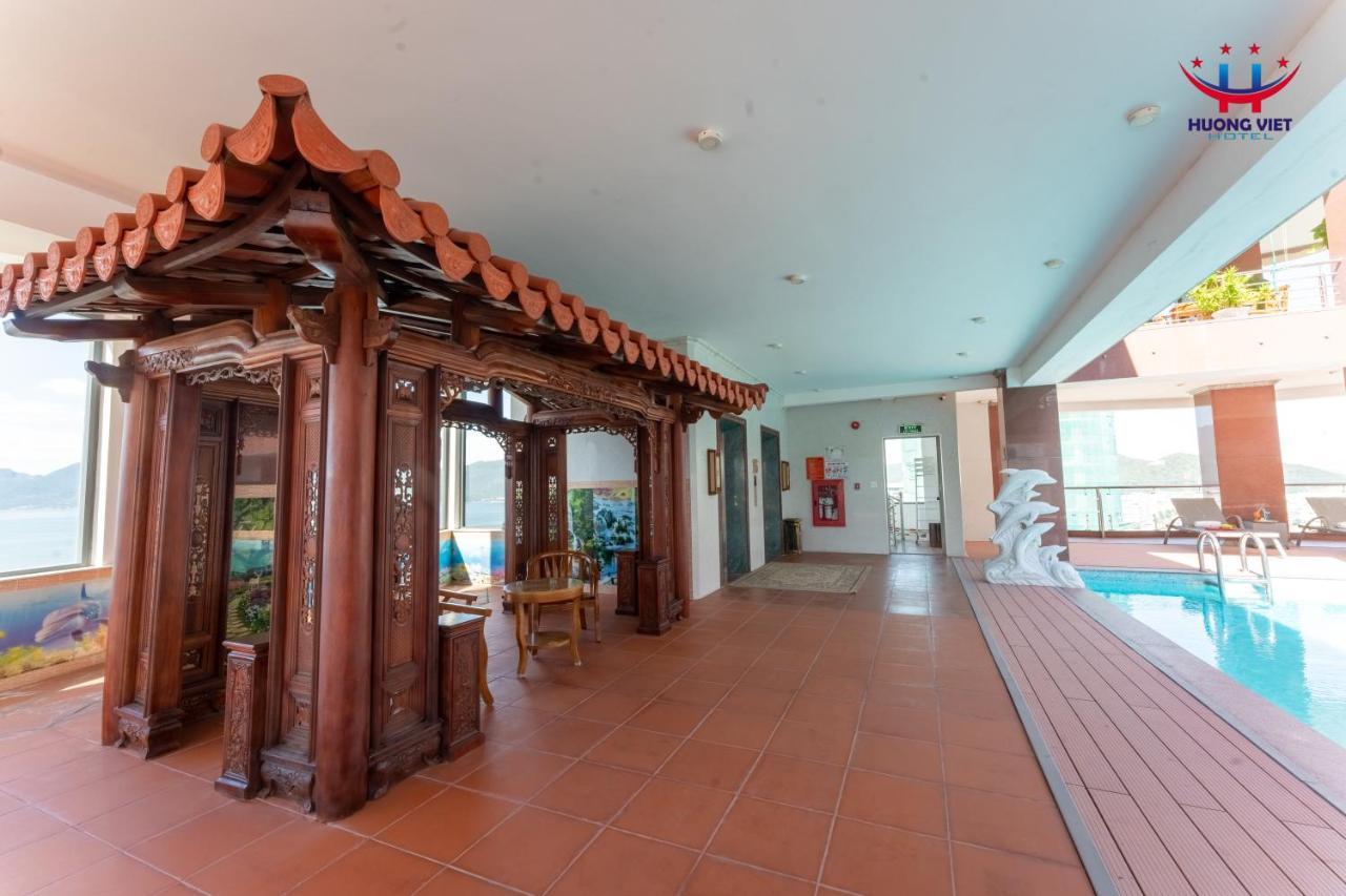 Huong Viet Hotel Quy Nhon - Beachfront Buitenkant foto