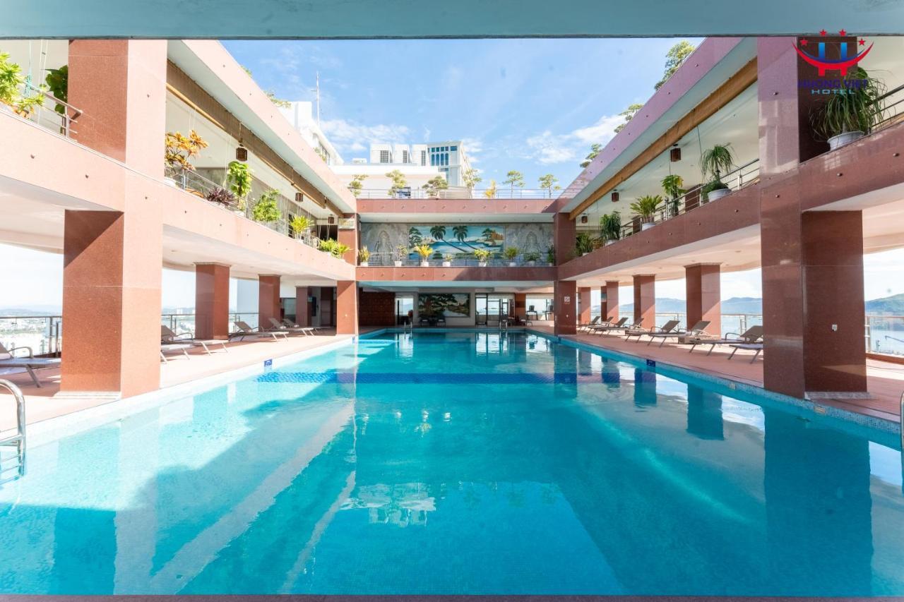Huong Viet Hotel Quy Nhon - Beachfront Buitenkant foto