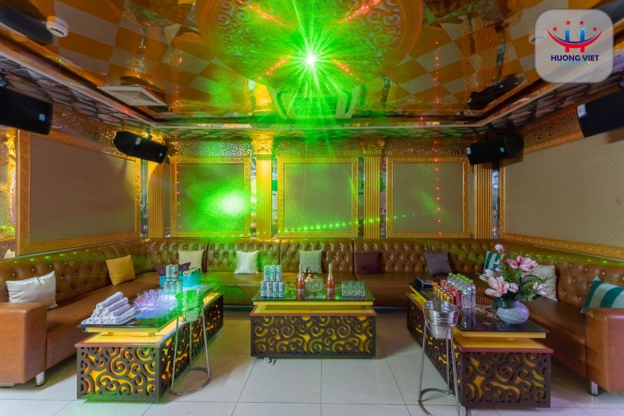Huong Viet Hotel Quy Nhon - Beachfront Buitenkant foto